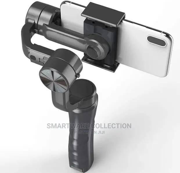 3-axis Handheld Gimbal Stabilizer For Smartphones Adjustable in Dar es Salaam, Tanzania