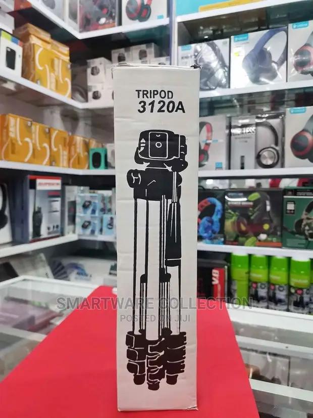 Portable And Foldable Tripod With Mobile Clip Holder Bracket in Dar es Salaam, Tanzania