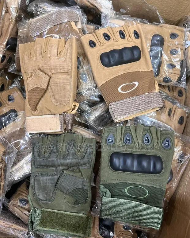 Wipe Sweat Fitness Gloves For Gym, Sports, Exercise Workout in Dar es Salaam, Tanzania