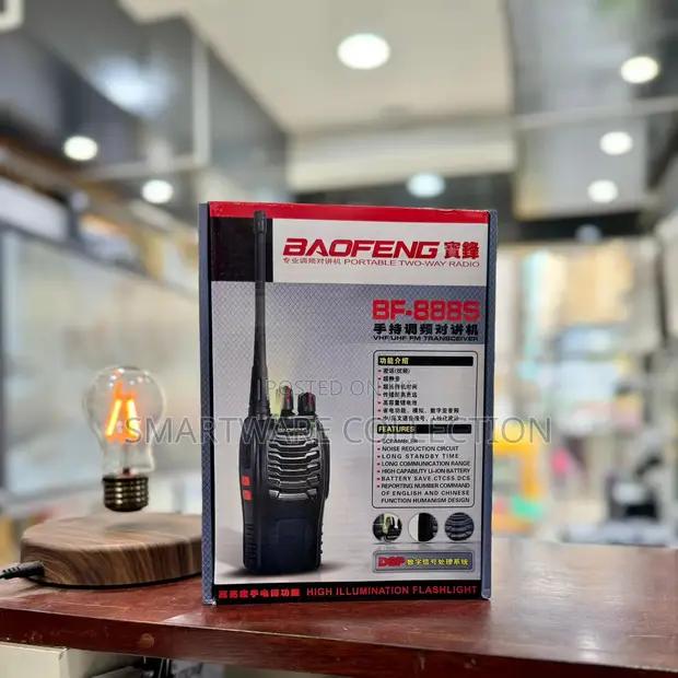 BAOFENG Walkie Talkie High Capability Li-ion Battery 5KM in Dar es Salaam, Tanzania