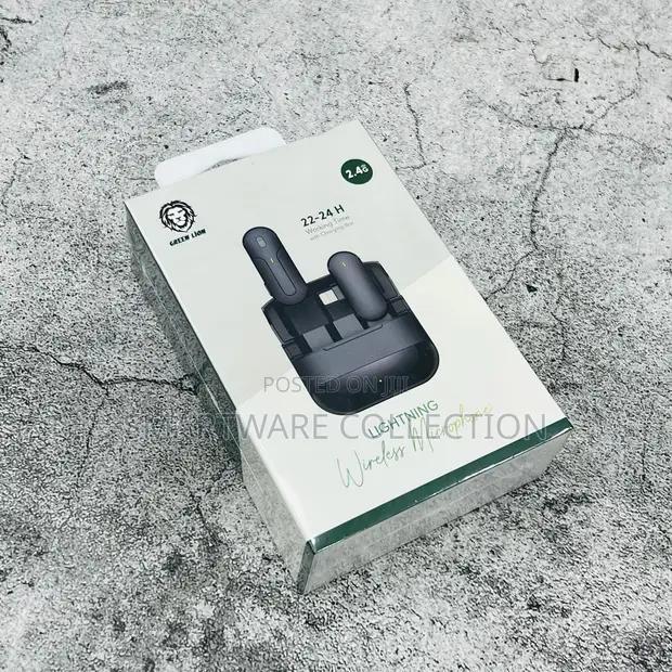 Wireless Lavalier Microphone For iPhone With Charging Case in Dar es Salaam, Tanzania