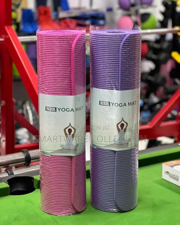 Anti-slip Yoga Mat With Carrying Strap For Men And Women in Dar es Salaam, Tanzania