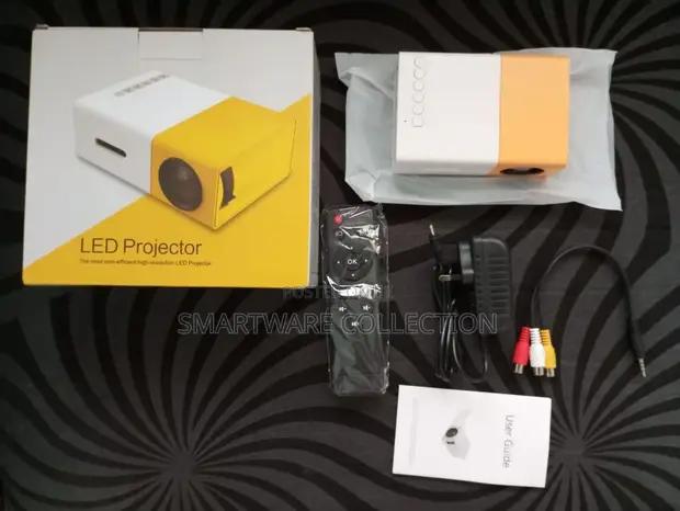 Mini Projector Compatible With AndroidIosWindowsTvUsb in Dar es Salaam, Tanzania