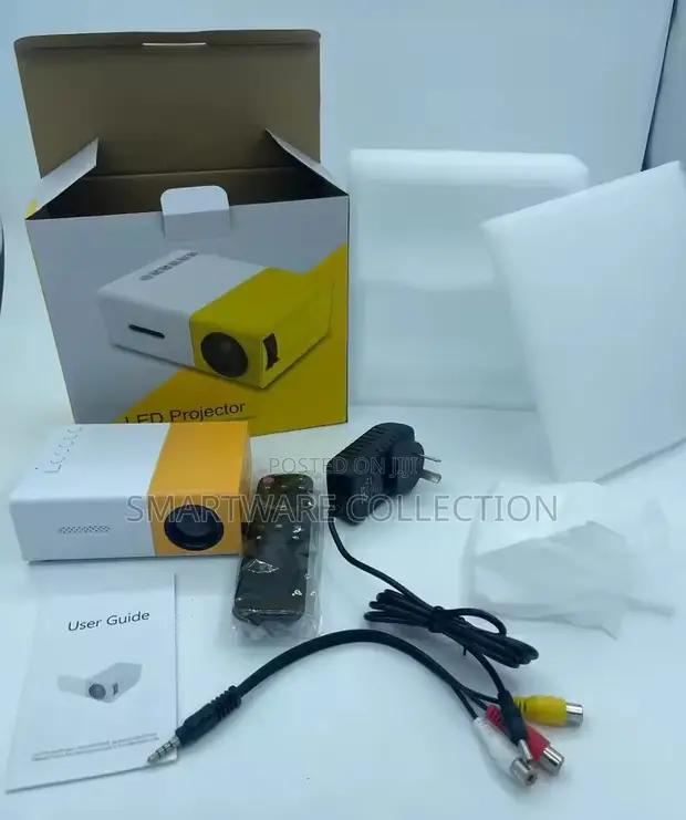 Mini Projector Smart Movie Projection Compatible With Phone in Dar es Salaam, Tanzania
