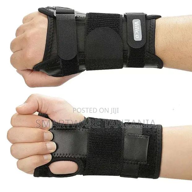 Vilico Wrist Support Brace With Thumb Loop Left Right Hand in Dar es Salaam, Tanzania
