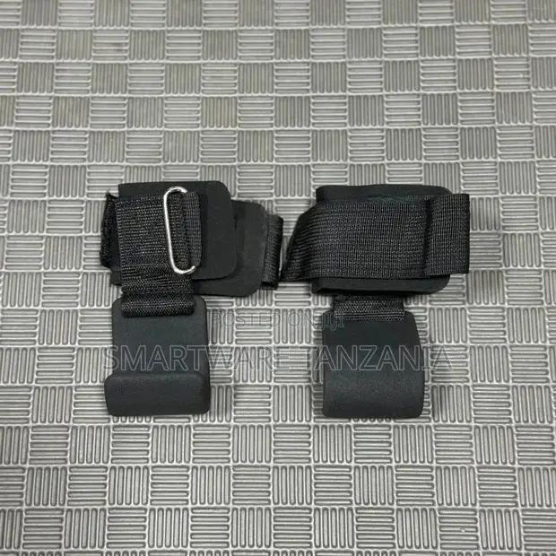 Lifting Hook Wrist Straps Gym Pair Barbell Deadlift Grip in Dar es Salaam, Tanzania