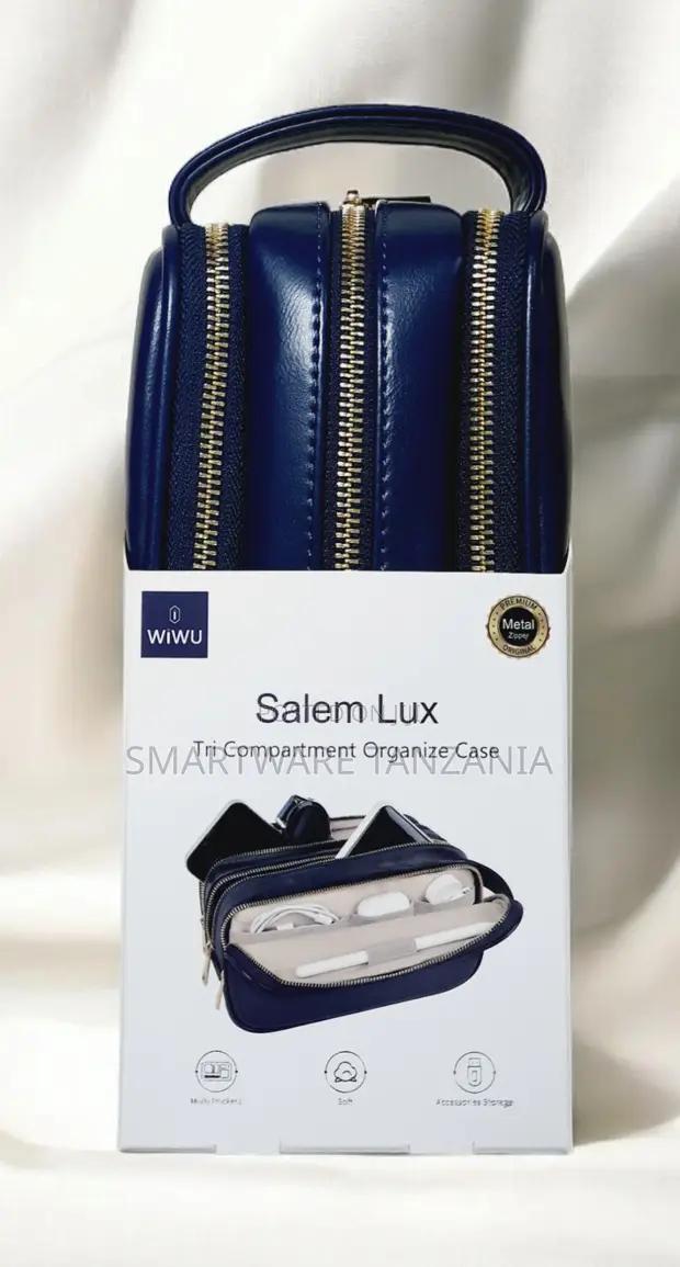 Wiwu Salem Lux Tri Compartment Blue Leather Organizer Pouch in Dar es Salaam, Tanzania