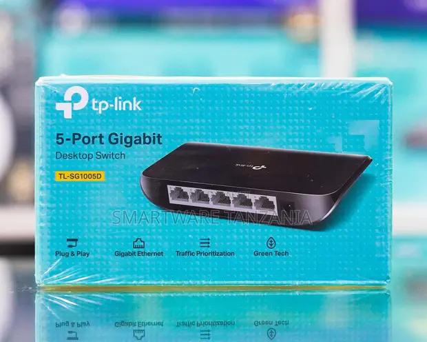 Tp-link Tl-sg1005d 5-port Gigabit Desktop Switch Plug And Play in Dar es Salaam, Tanzania
