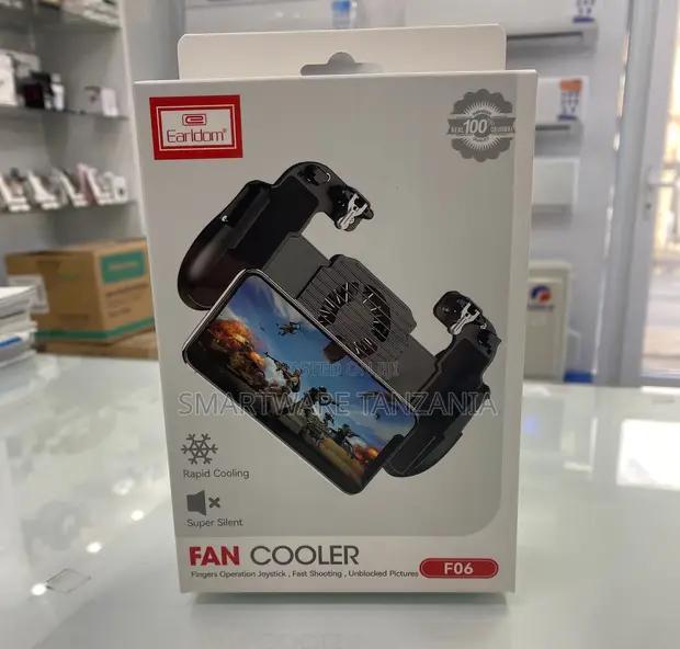 Mobile Gaming Cooling Fan Controller F06 With Trigger Grip in Dar es Salaam, Tanzania