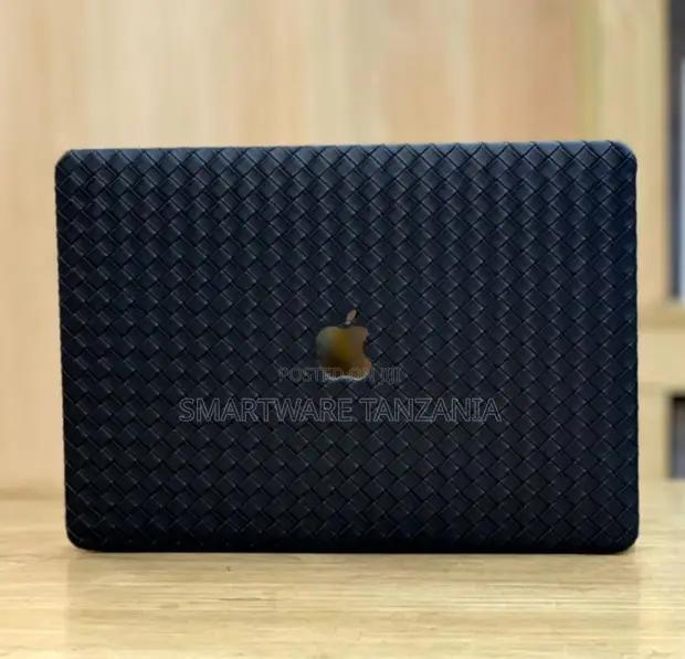 Macbook Hard Case Black Woven Leather Diamond Pattern in Dar es Salaam, Tanzania
