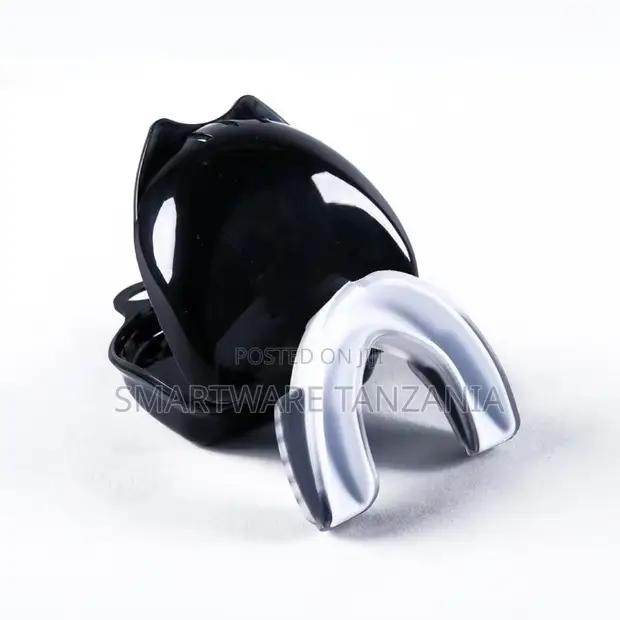 White Black Dual Layer Sports Mouthguard With Boil Bite Carry Case in Dar es Salaam, Tanzania