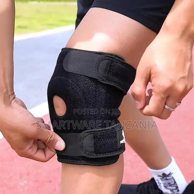 Adjustable Open-patella Knee Brace For Sports And Running in Dar es Salaam, Tanzania