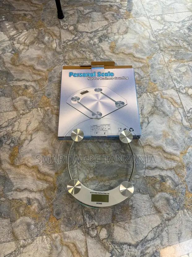 Round Glass Digital Personal Weighing Scale 180kg Max in Dar es Salaam, Tanzania