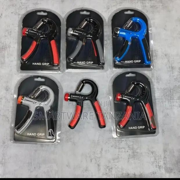 Hand Gripper, Hand Grip Strengthener Forearm, Wrist Finger Workout in Dar es Salaam, Tanzania